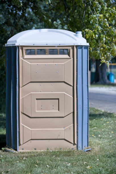 Portable Toilet Options We Offer in Carbondale, IL